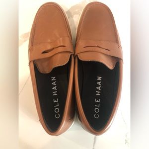 **Buy Me** Cole Haan Grand 360 Men’s Brown/Tan Leather Loafers. Size 11